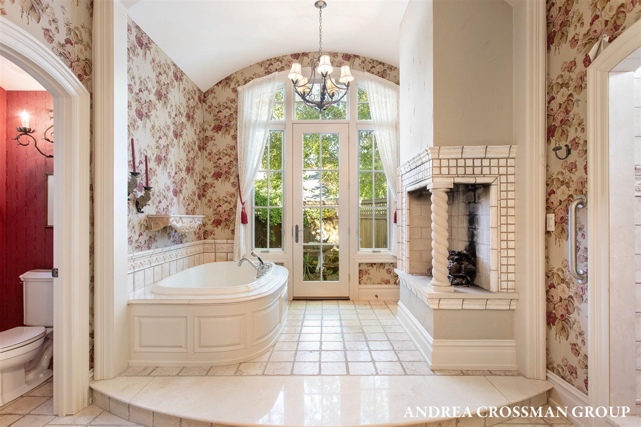 1933 South Shore Drive, Holland, MI, 49423