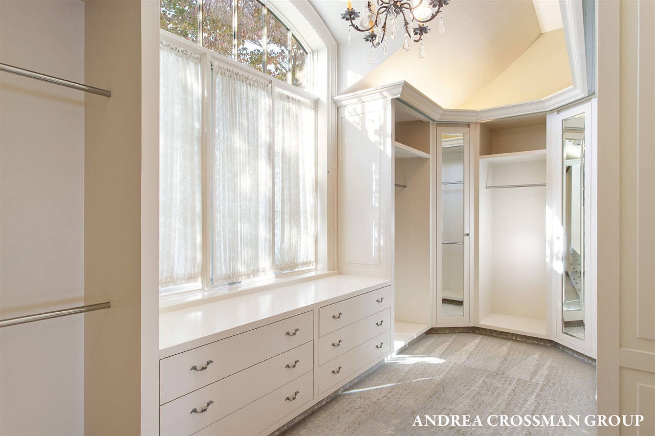 1933 South Shore Drive, Holland, MI, 49423