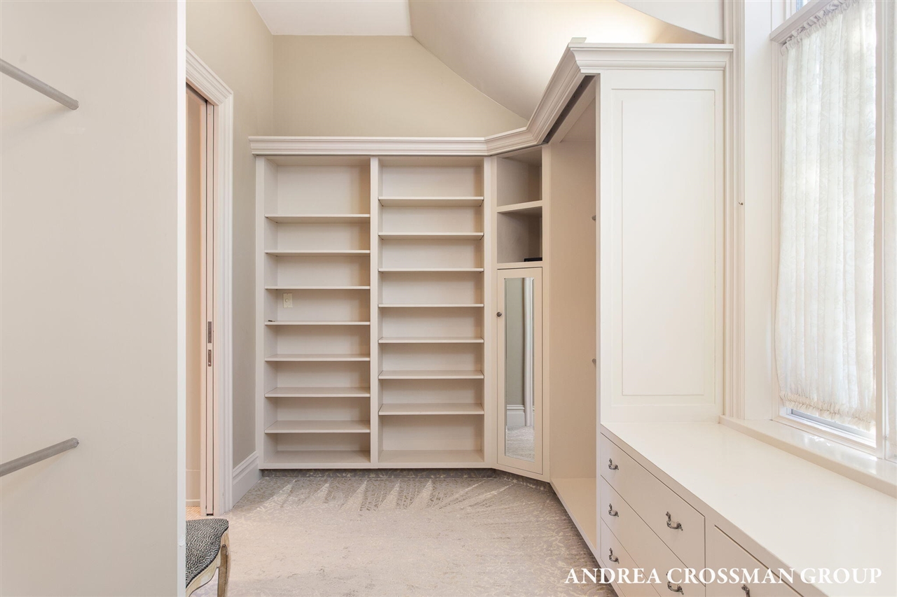 1933 South Shore Drive, Holland, MI, 49423