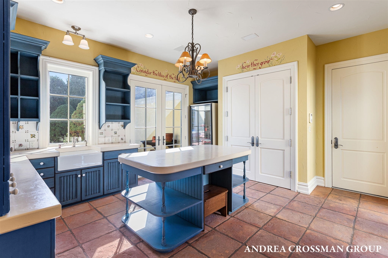 1933 South Shore Drive, Holland, MI, 49423