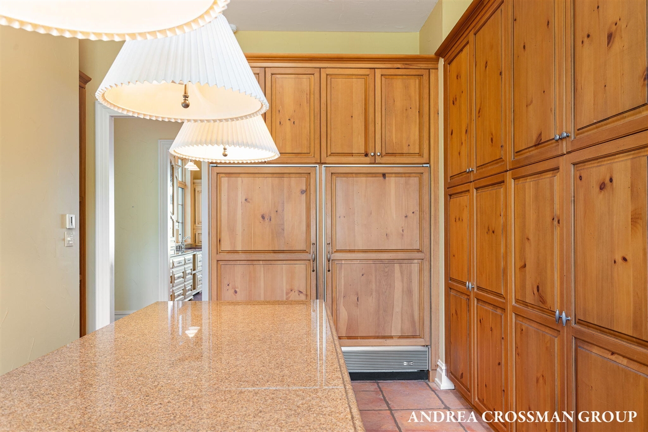 1933 South Shore Drive, Holland, MI, 49423