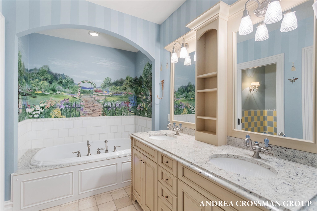 1933 South Shore Drive, Holland, MI, 49423