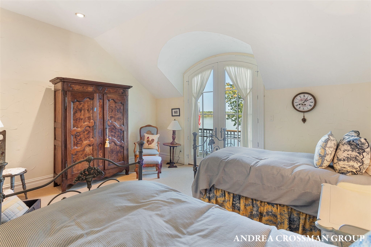 1933 South Shore Drive, Holland, MI, 49423