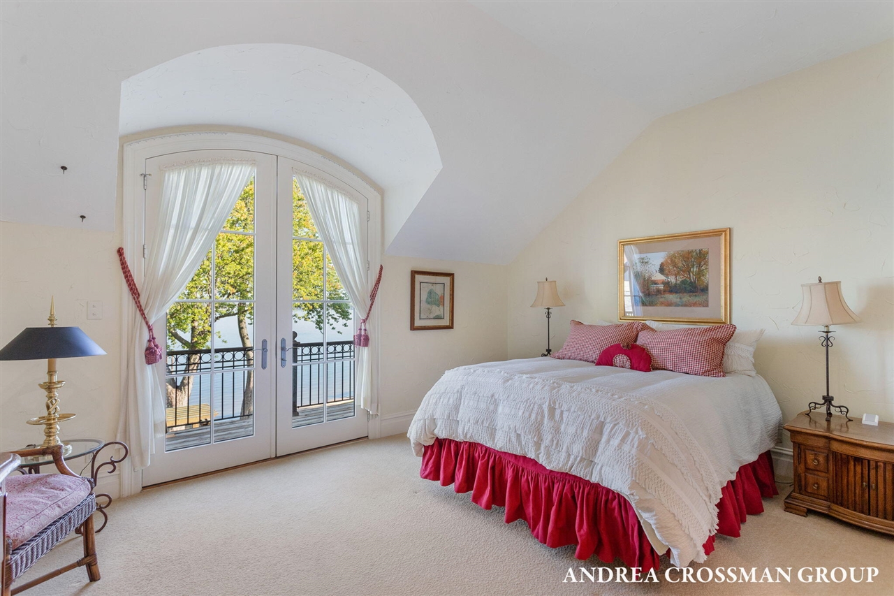 1933 South Shore Drive, Holland, MI, 49423