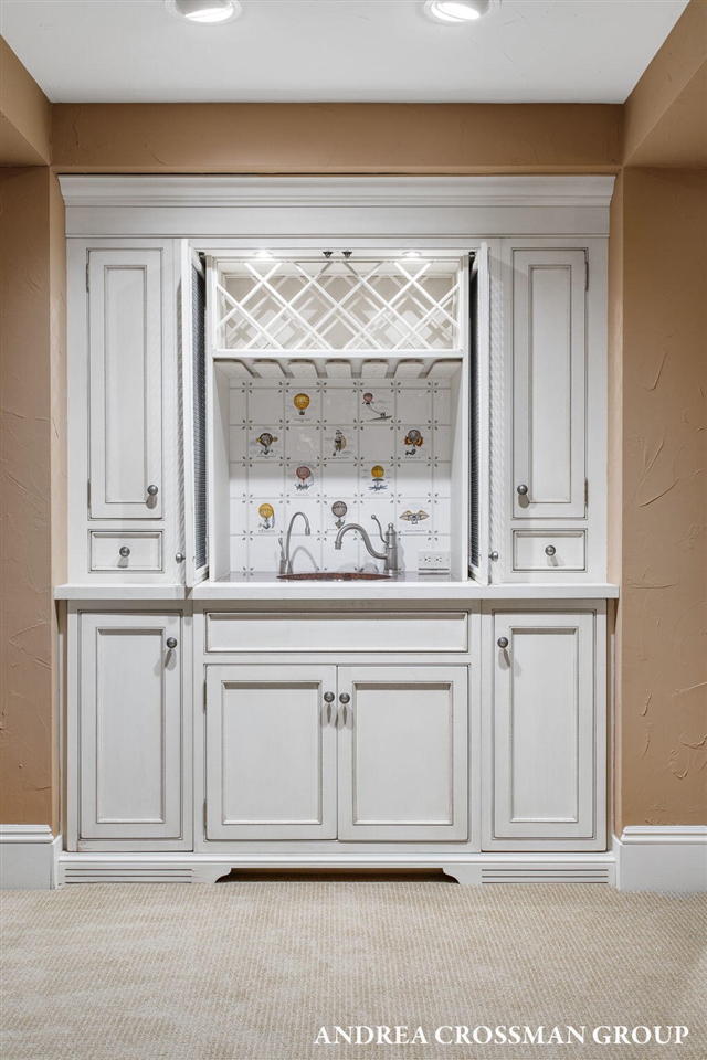 1933 South Shore Drive, Holland, MI, 49423