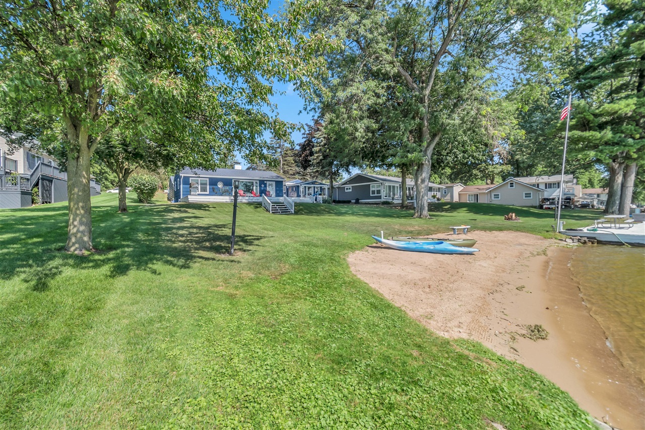181 Dons Drive photo 37
