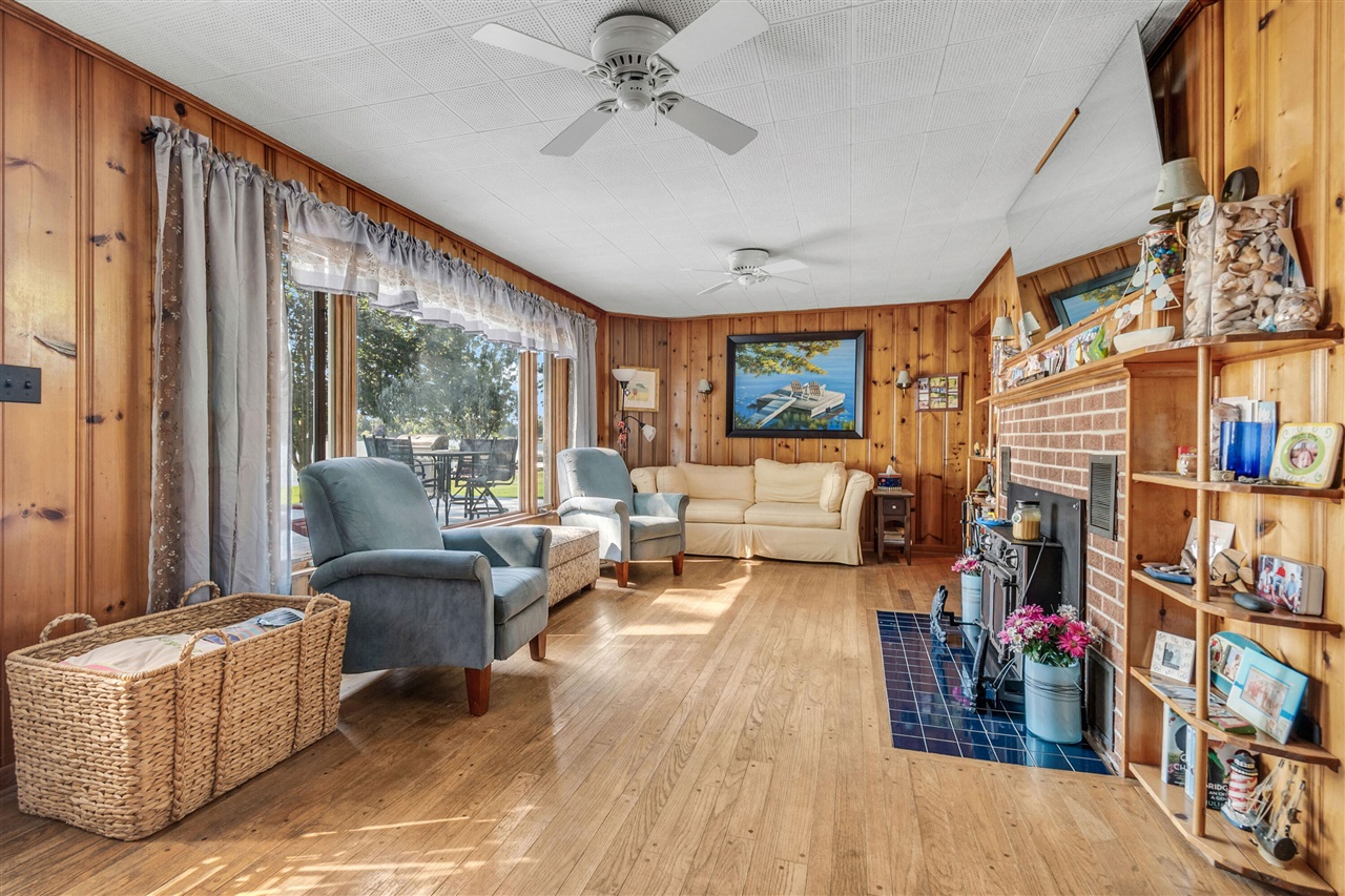 181 Dons Drive photo 40