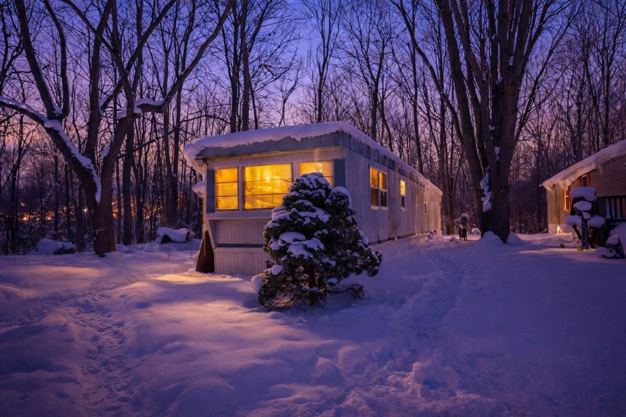 Homes for sale in Walker, MI | 4500 Crabapple Ct, Walker, MI 49534 | MLS# 70513546