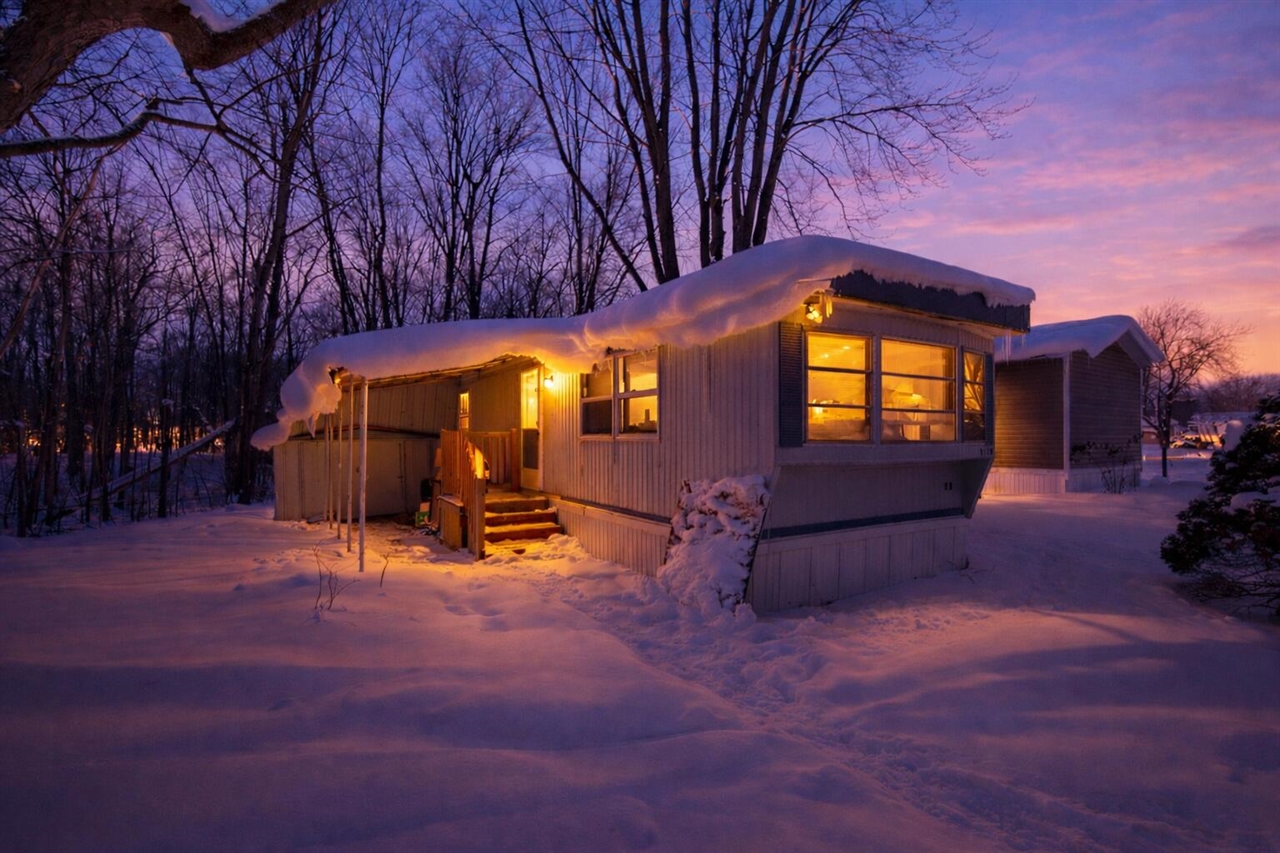 Homes for sale in Walker, MI | 4500 Crabapple Ct, Walker, MI 49534 | MLS# 70513546