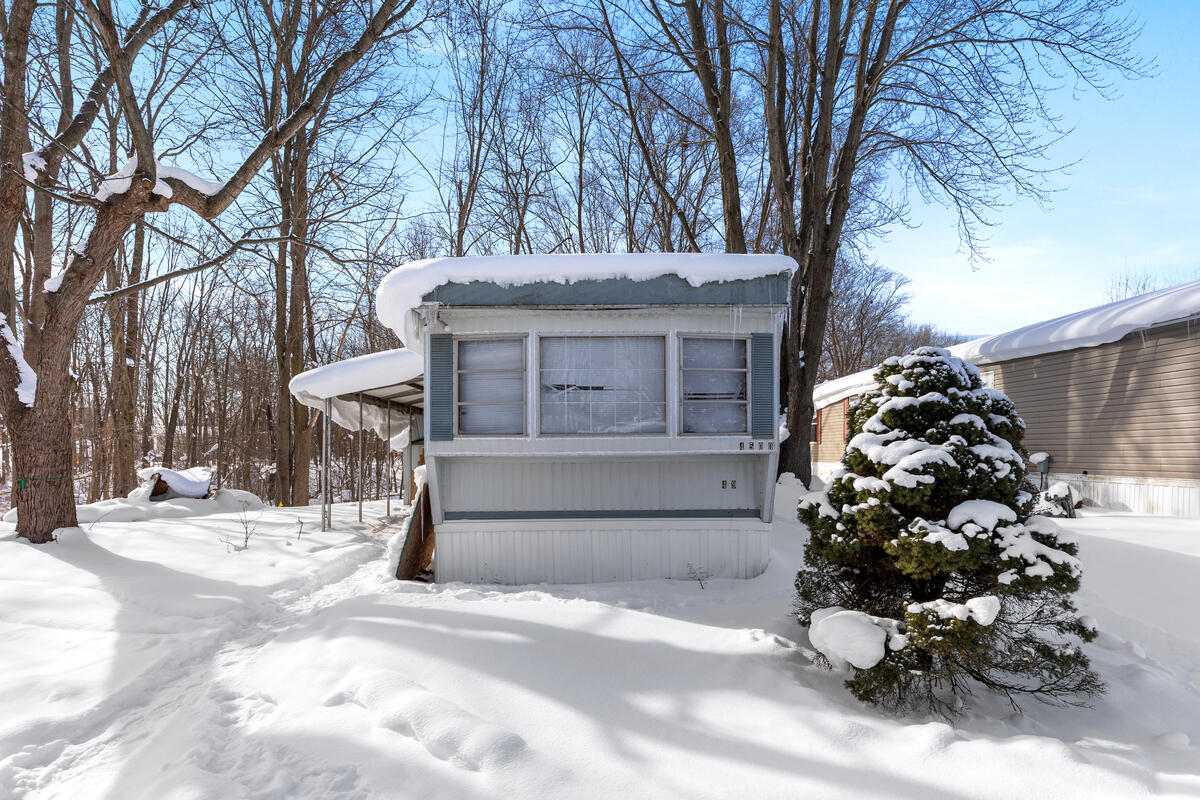 Homes for sale in Walker, MI | 4500 Crabapple Ct, Walker, MI 49534 | MLS# 70513546