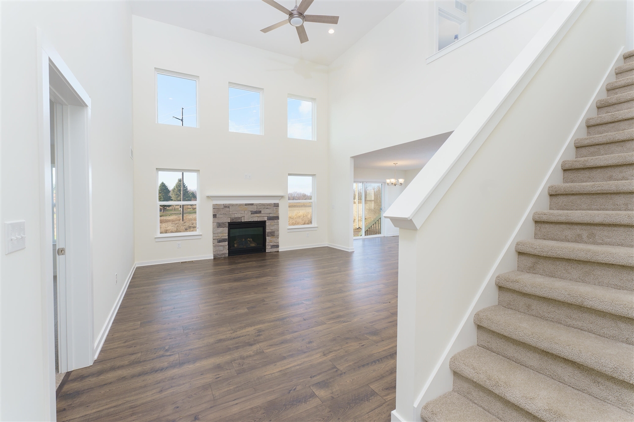 15 Pinewood Drive photo 2
