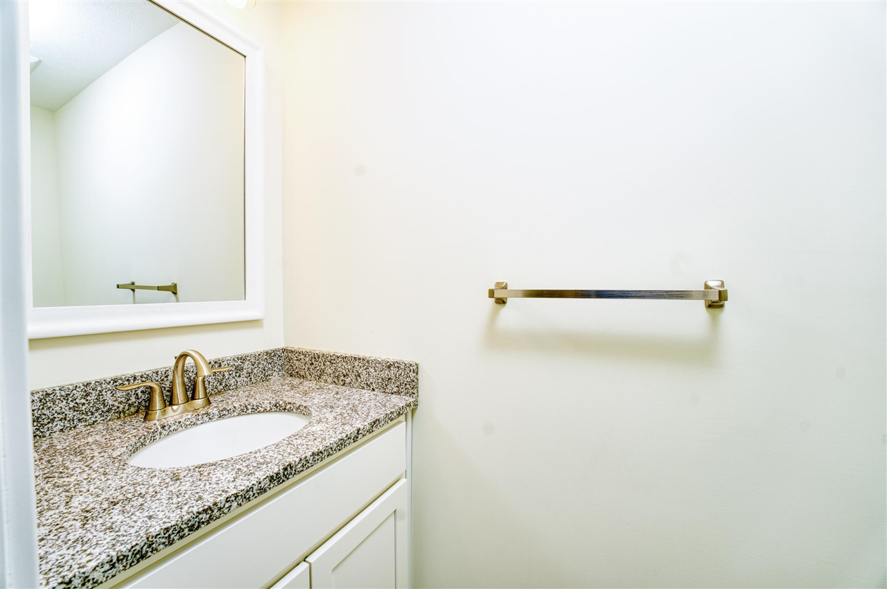 15 Pinewood Drive photo 14