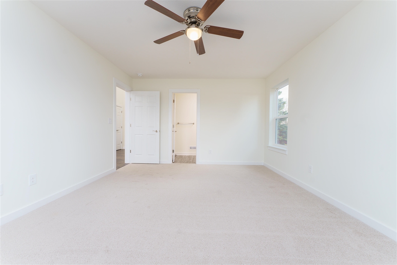 15 Pinewood Drive photo 17