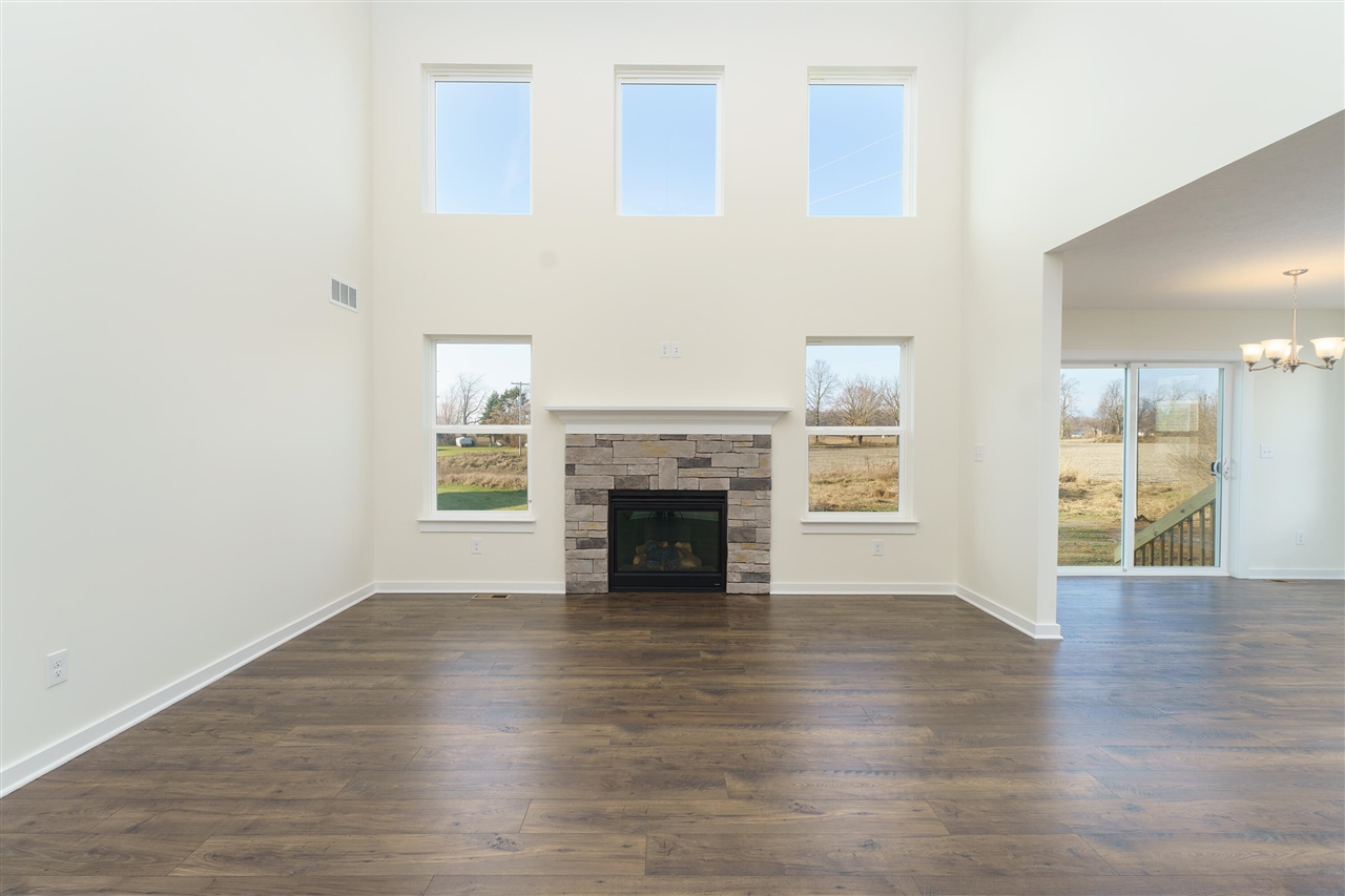 15 Pinewood Drive photo 3