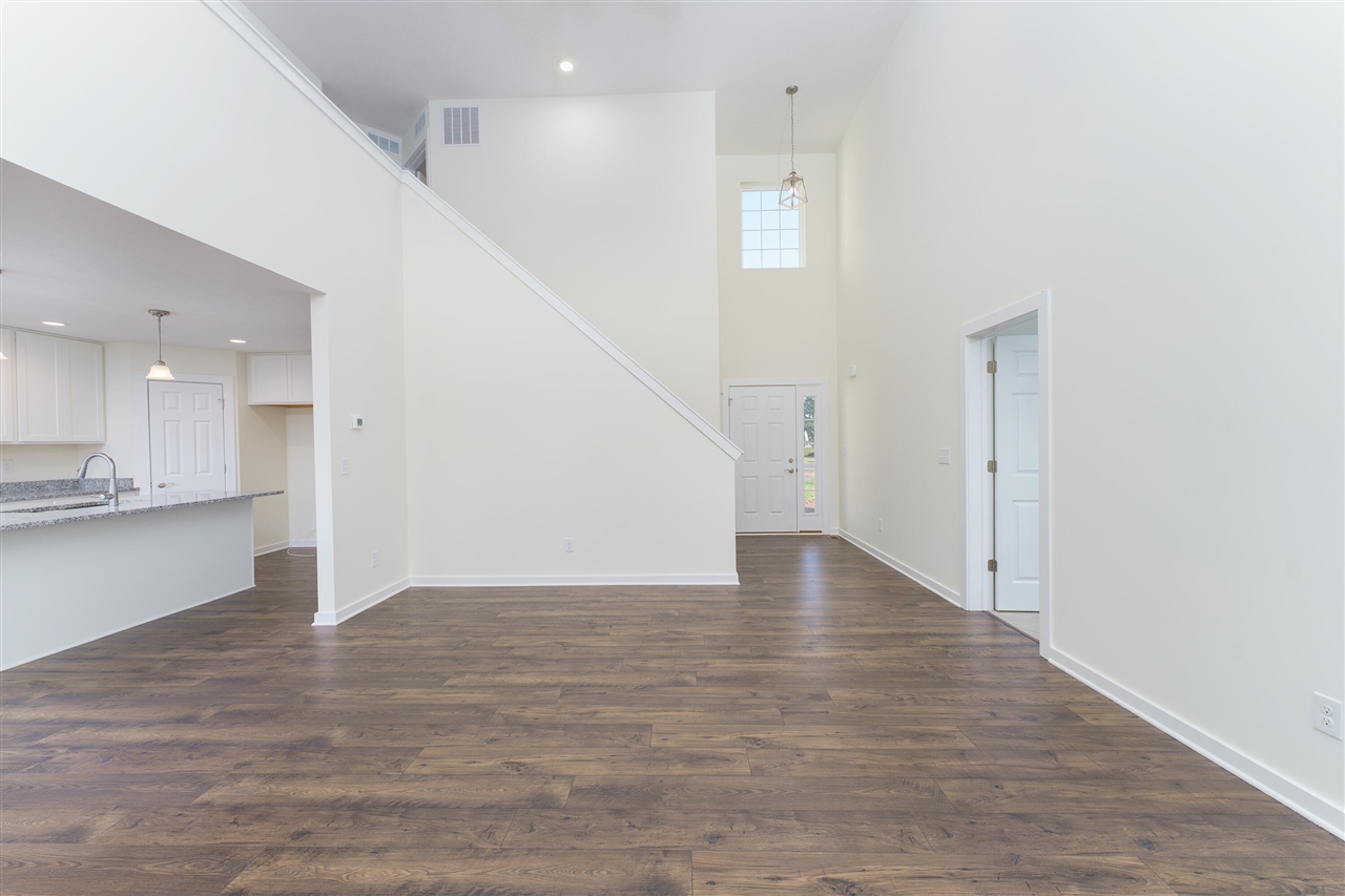 15 Pinewood Drive photo 5