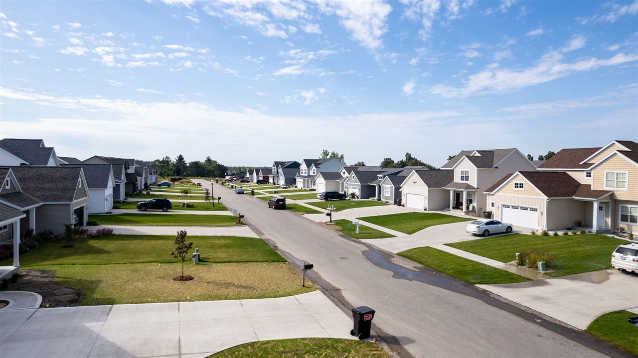 Homes for sale in Holland, MI | 3683 Elderberry Dr, Holland, MI 49424 | MLS# 70513557