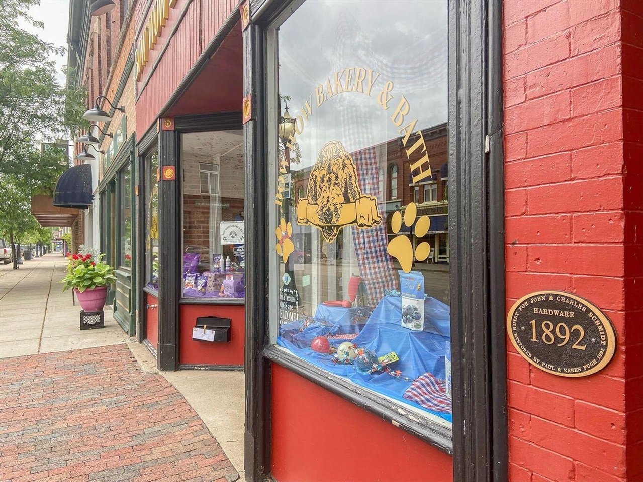 145 S Front Street, Dowagiac, MI, 49047-1754