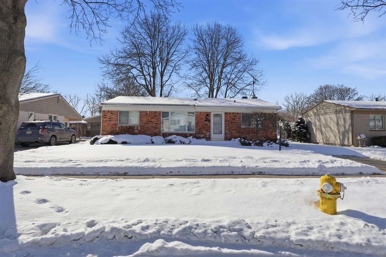 Photo of property for sale at 50673 Jim Drive, Chesterfield MI 48047-1839
