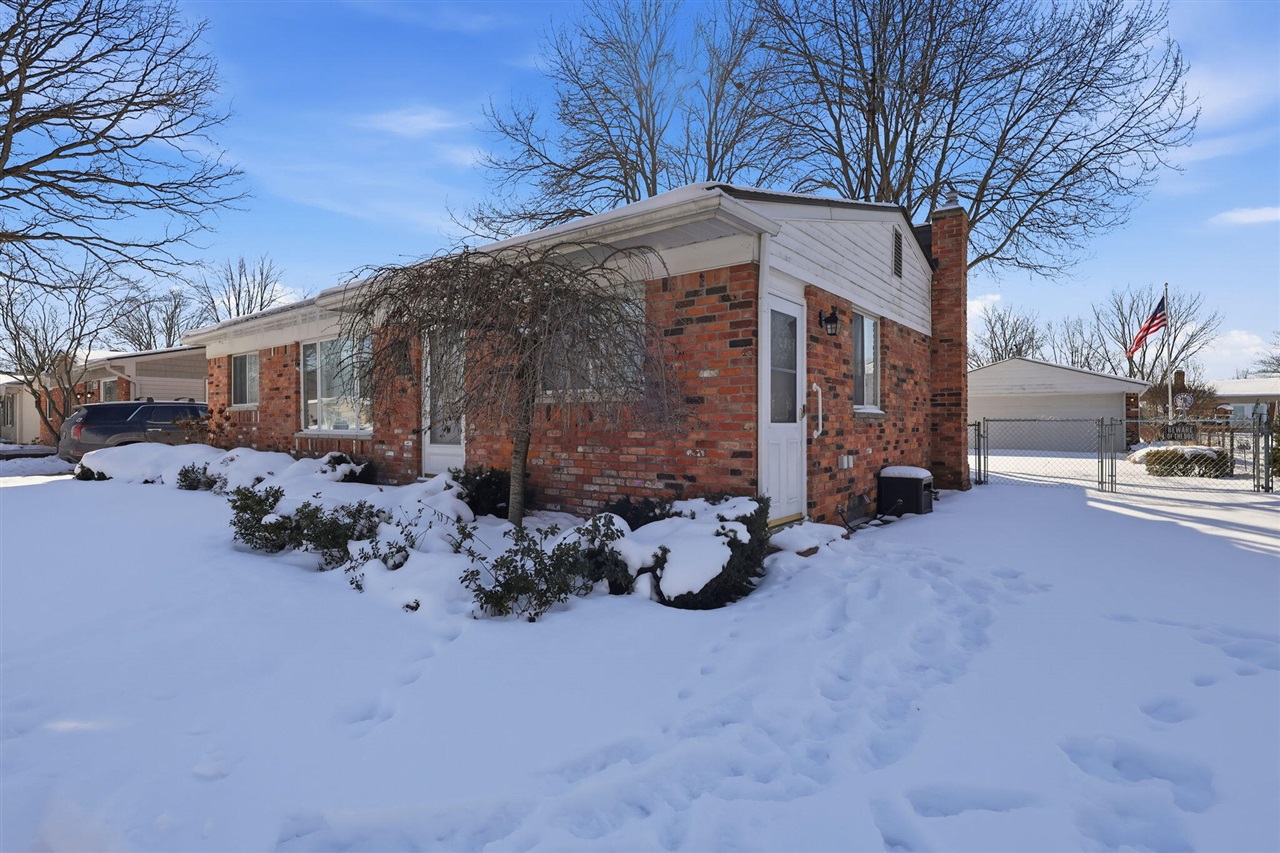 50673 Jim Drive photo 3