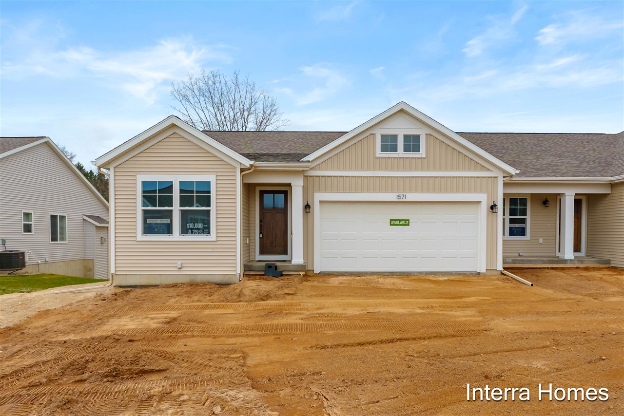 1571 N Village Circle, Kalamazoo, MI, 49009-6136