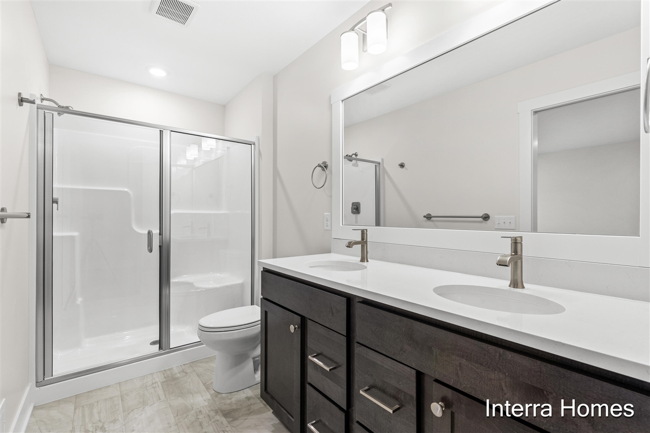 1571 N Village Circle, Kalamazoo, MI, 49009-6136