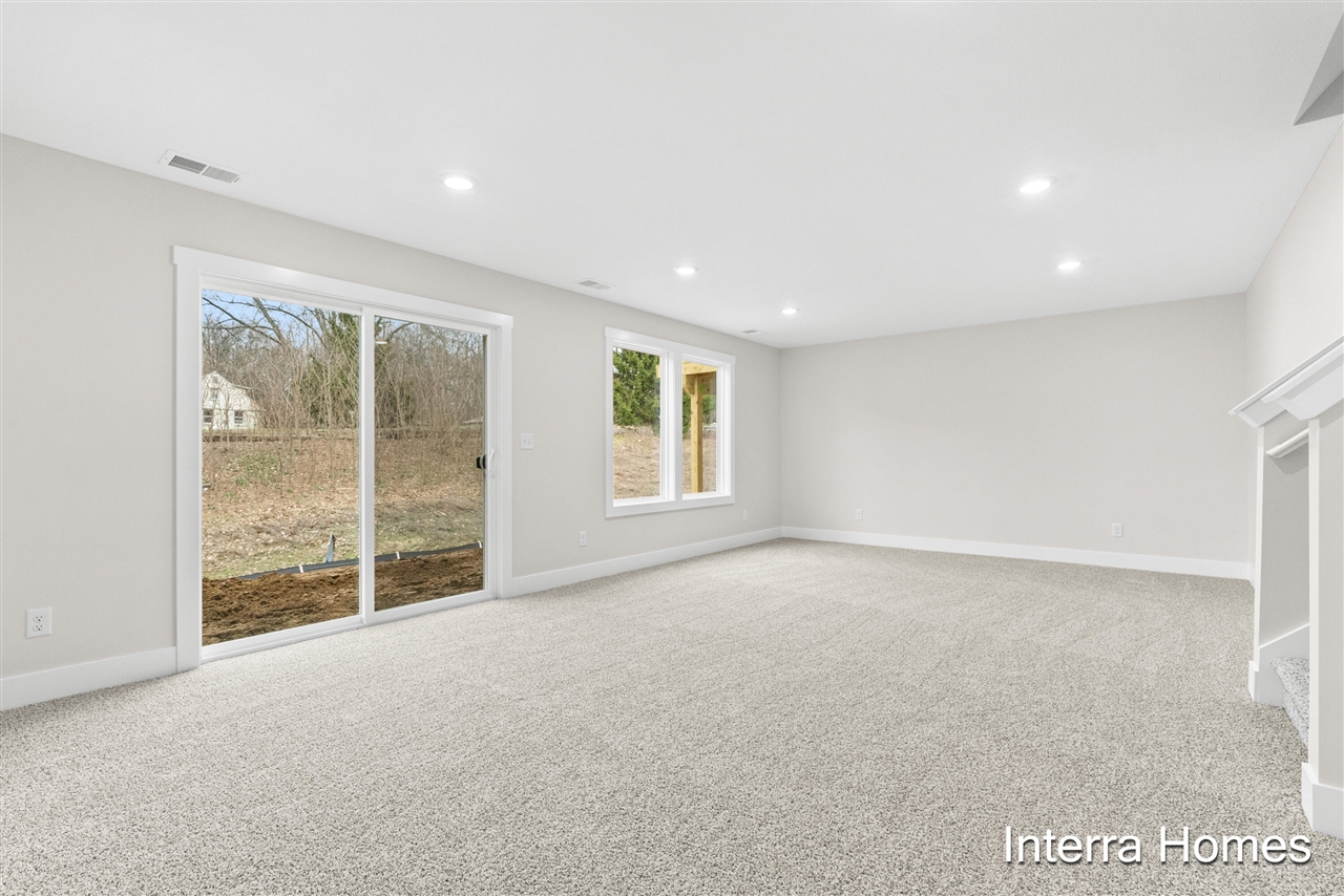 1571 N Village Circle, Kalamazoo, MI, 49009-6136