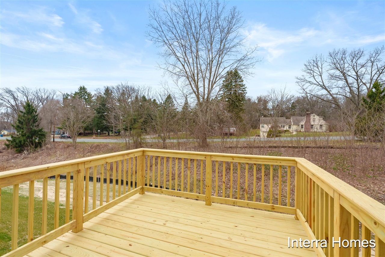 1571 N Village Circle, Kalamazoo, MI, 49009-6136