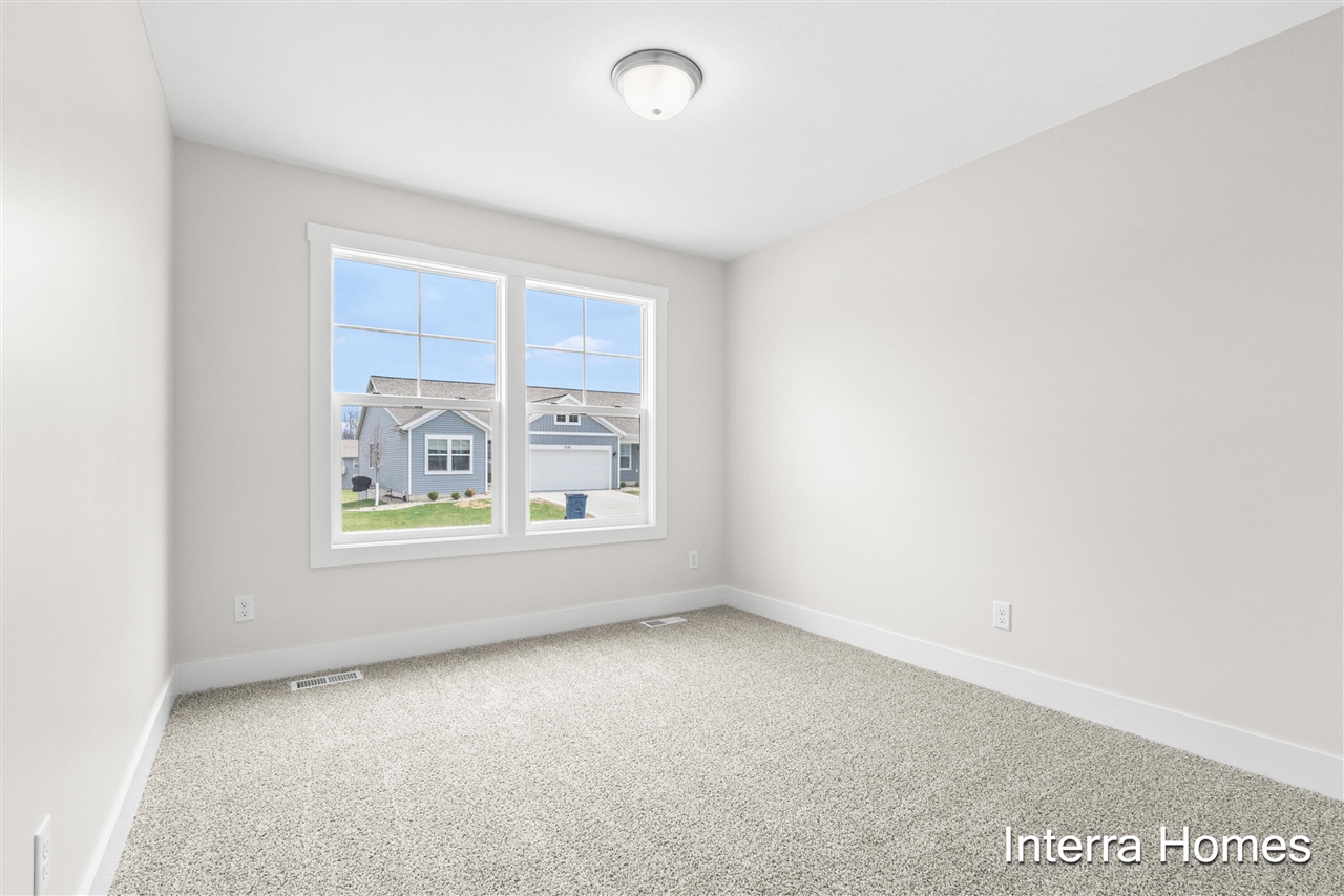 1571 N Village Circle, Kalamazoo, MI, 49009-6136