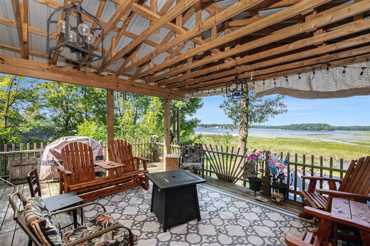 Wyandotte, MI, 48192 3304