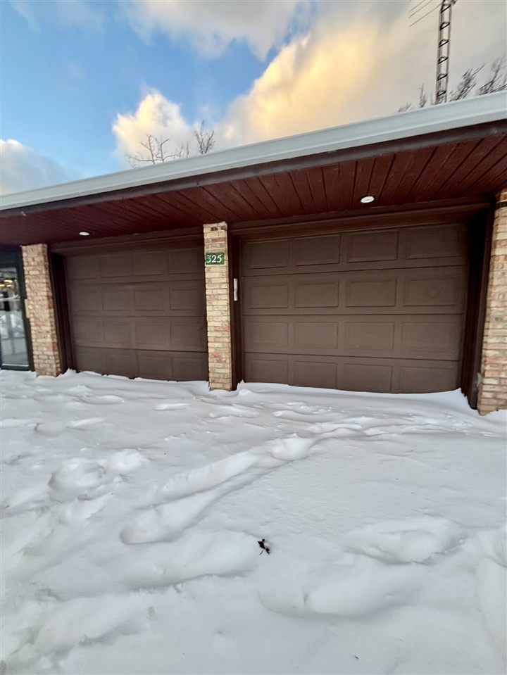 Homes for sale in Saint Joseph, MI | 325 Winwood Ave, Saint Joseph, MI 49085 | MLS# 70513646