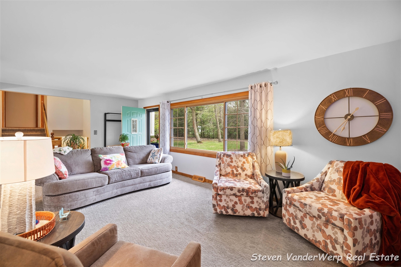 Homes for sale in West Olive, MI | 15991 Croswell St, West Olive, MI 49460 | MLS# 70513681