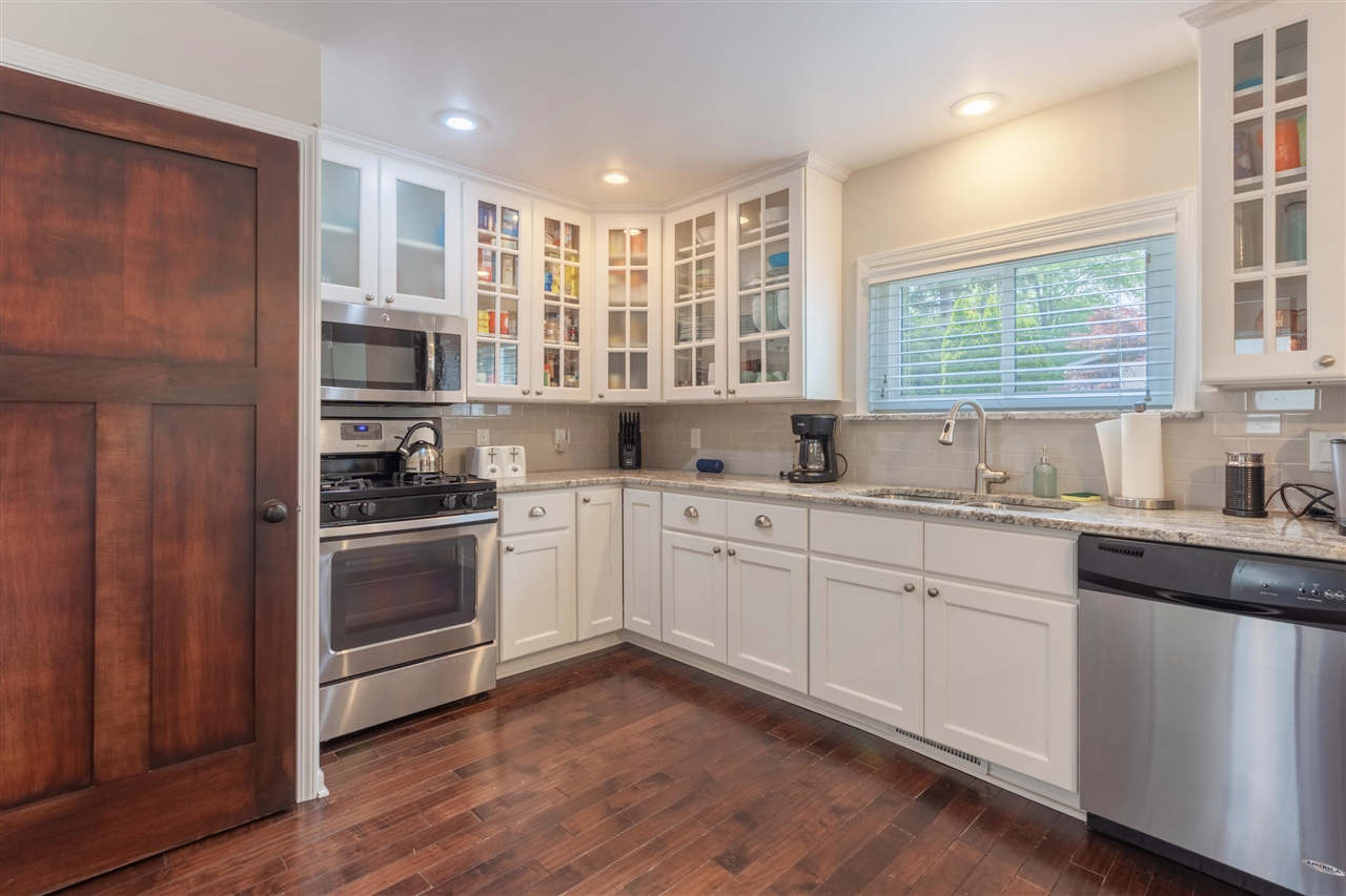 318 Superior Street, South Haven, MI, 49090