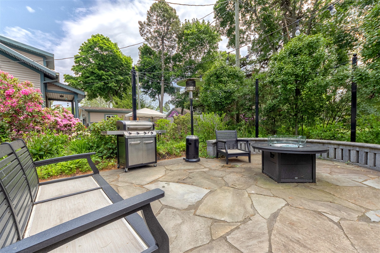 318 Superior Street, South Haven, MI, 49090