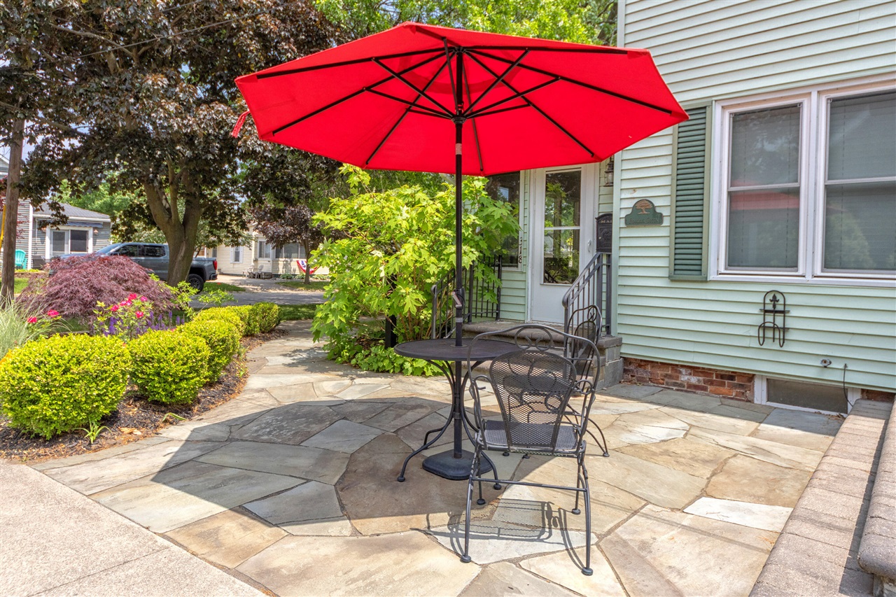 318 Superior Street, South Haven, MI, 49090