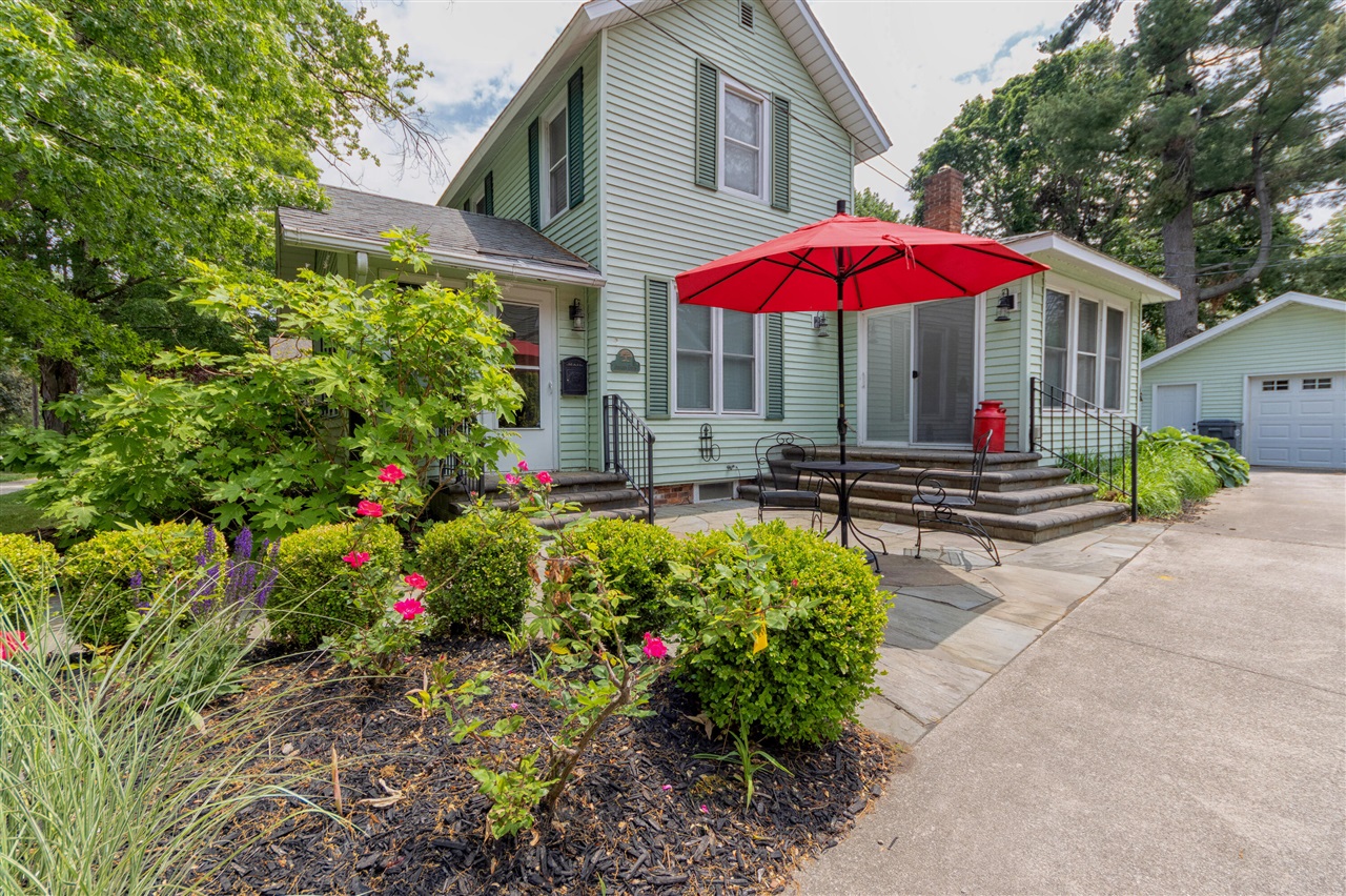 318 Superior Street, South Haven, MI, 49090