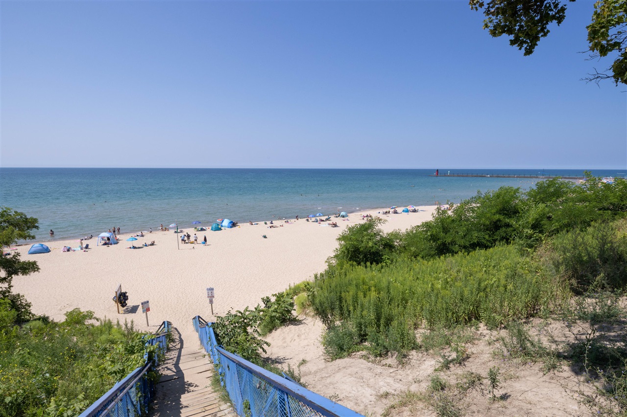 318 Superior Street, South Haven, MI, 49090