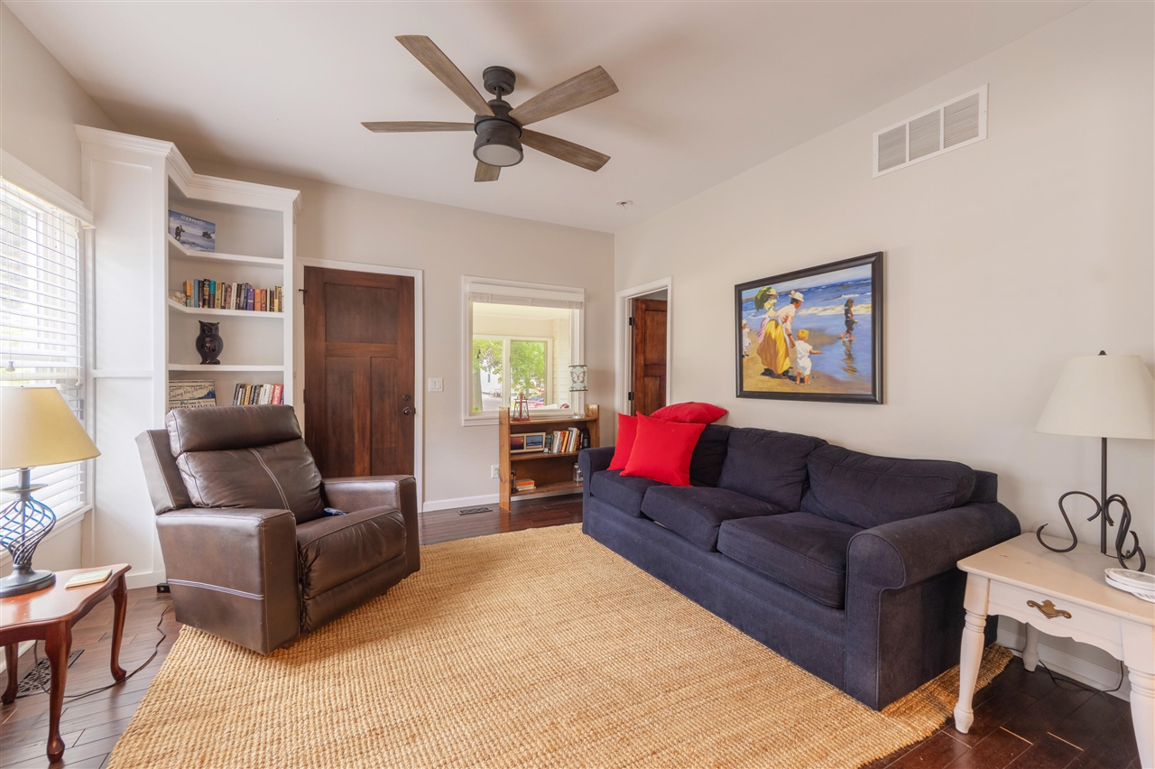 318 Superior Street, South Haven, MI, 49090