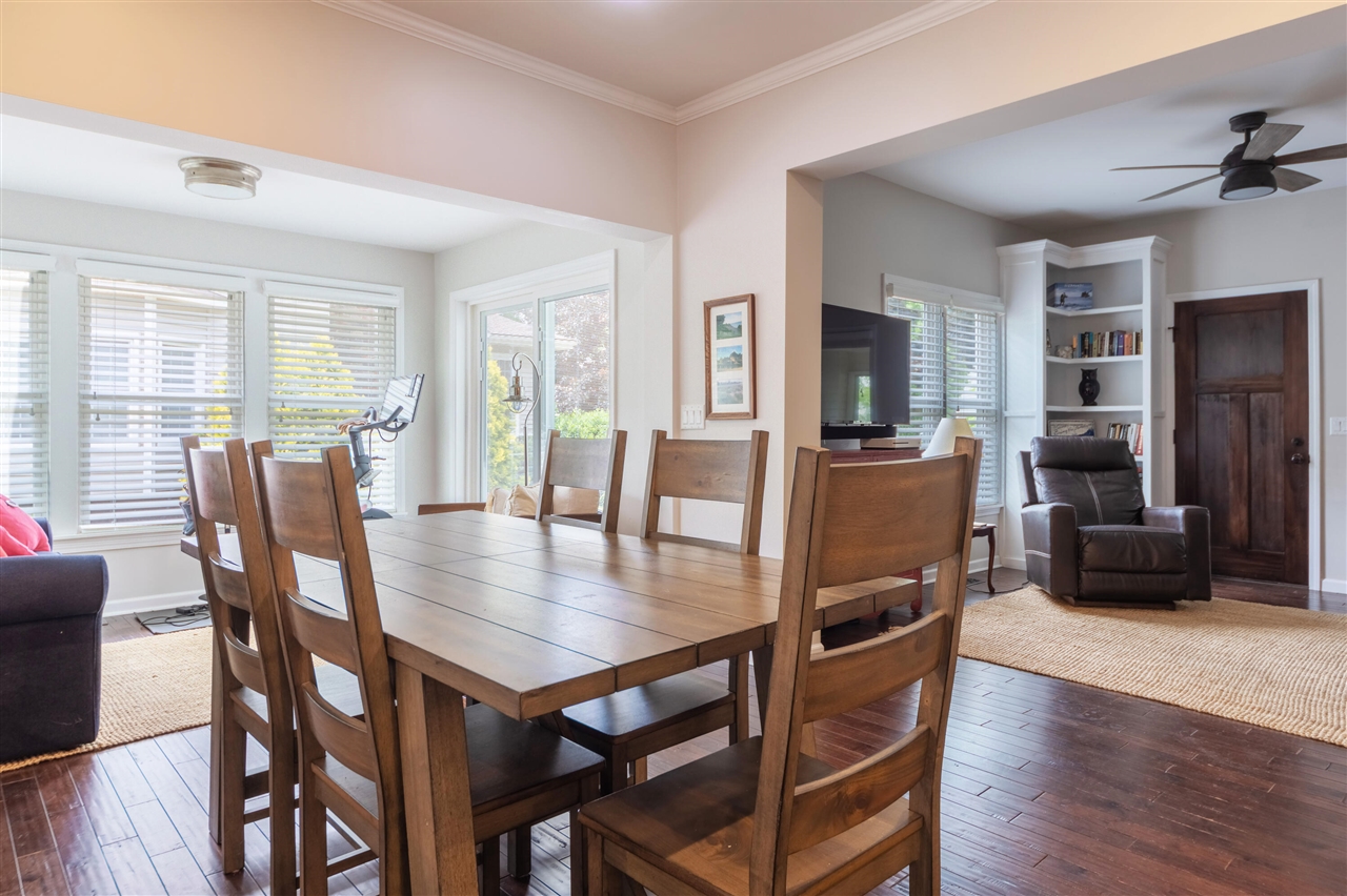 318 Superior Street, South Haven, MI, 49090