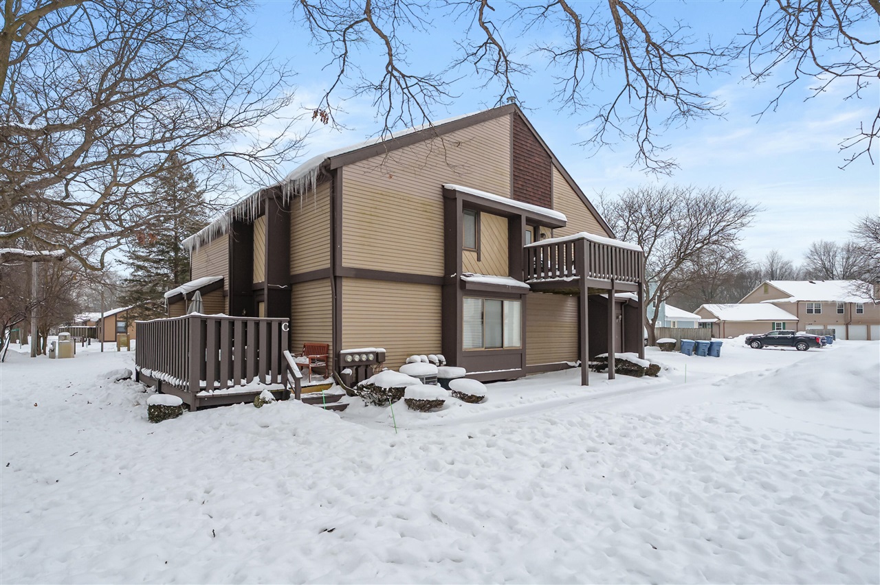 3519 Oak Tree Drive, Kalamazoo, MI, 49048-1283