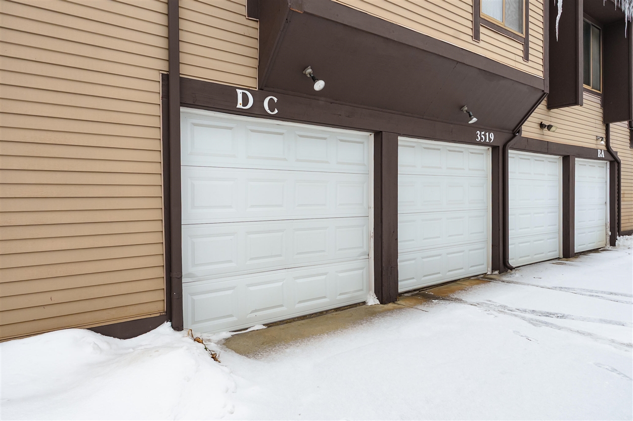 3519 Oak Tree Drive, Kalamazoo, MI, 49048-1283