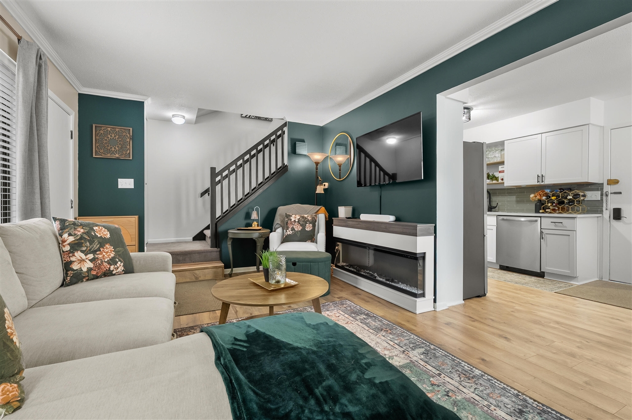 3519 Oak Tree Drive, Kalamazoo, MI, 49048-1283