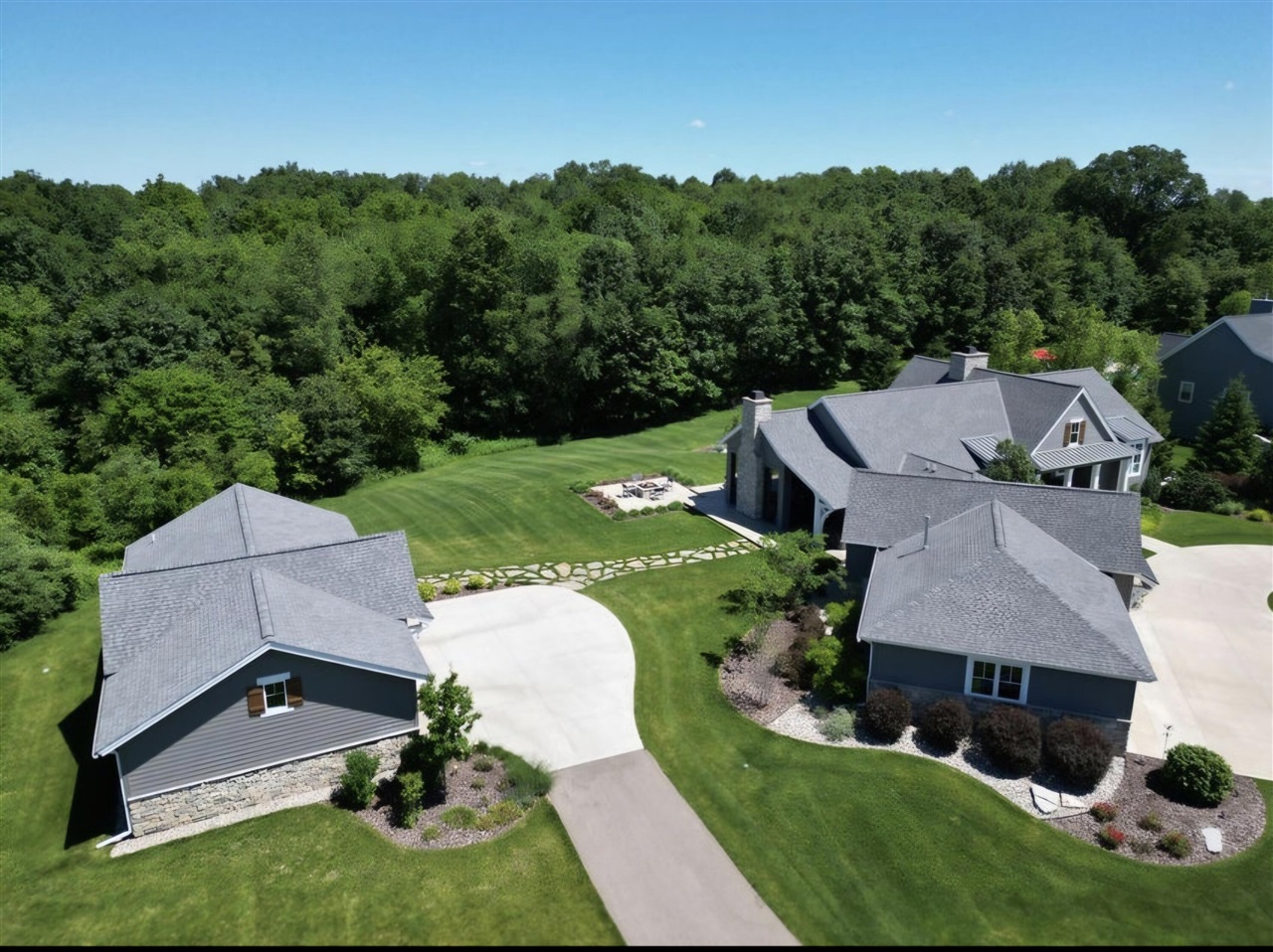 124 Stonegate Drive photo 12