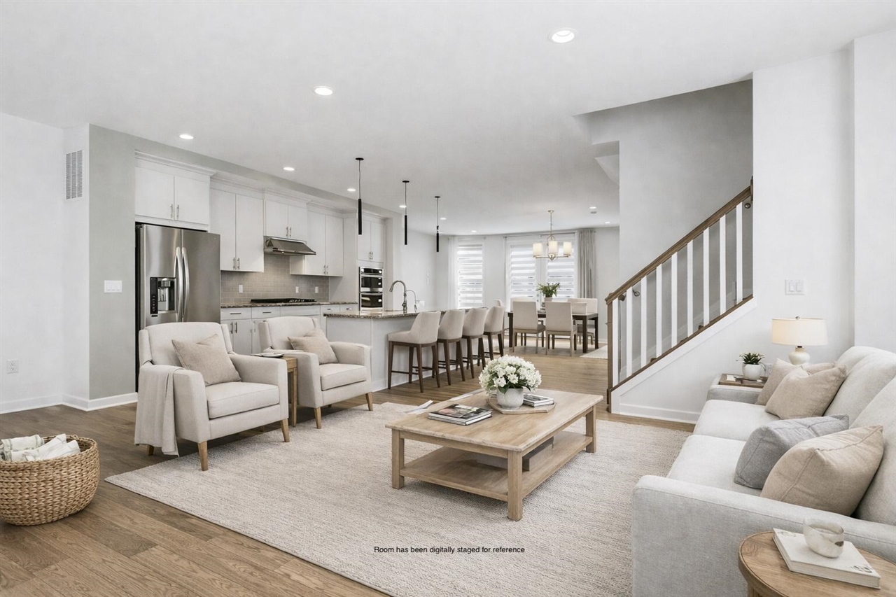 2nd image of 2824 Ridington Rd, Ann Arbor, MI 48105 | MLS# 70513726