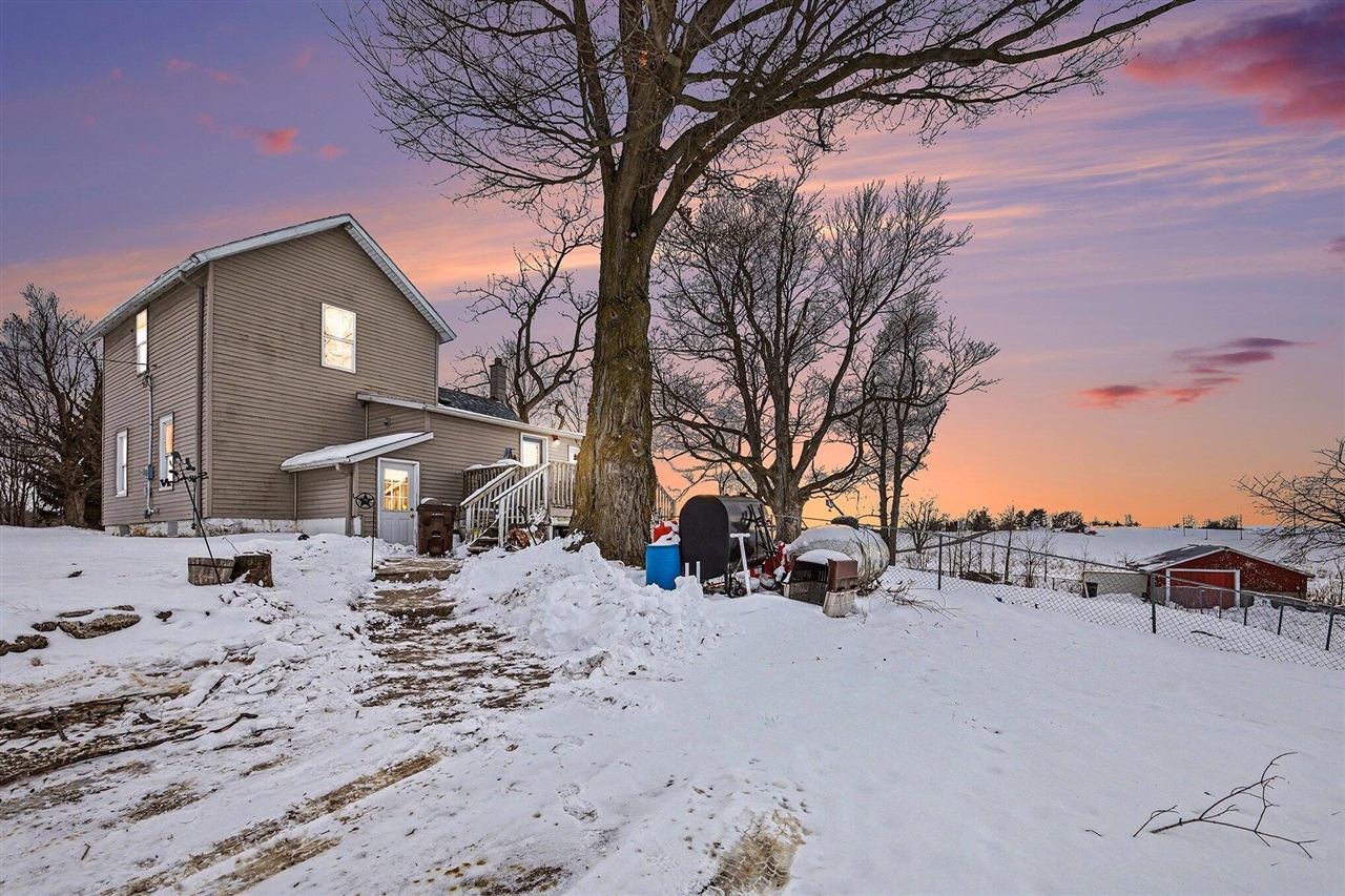 Homes for sale in Hastings, MI | 5947 E State Rd, Hastings, MI 49058 | MLS# 70513727