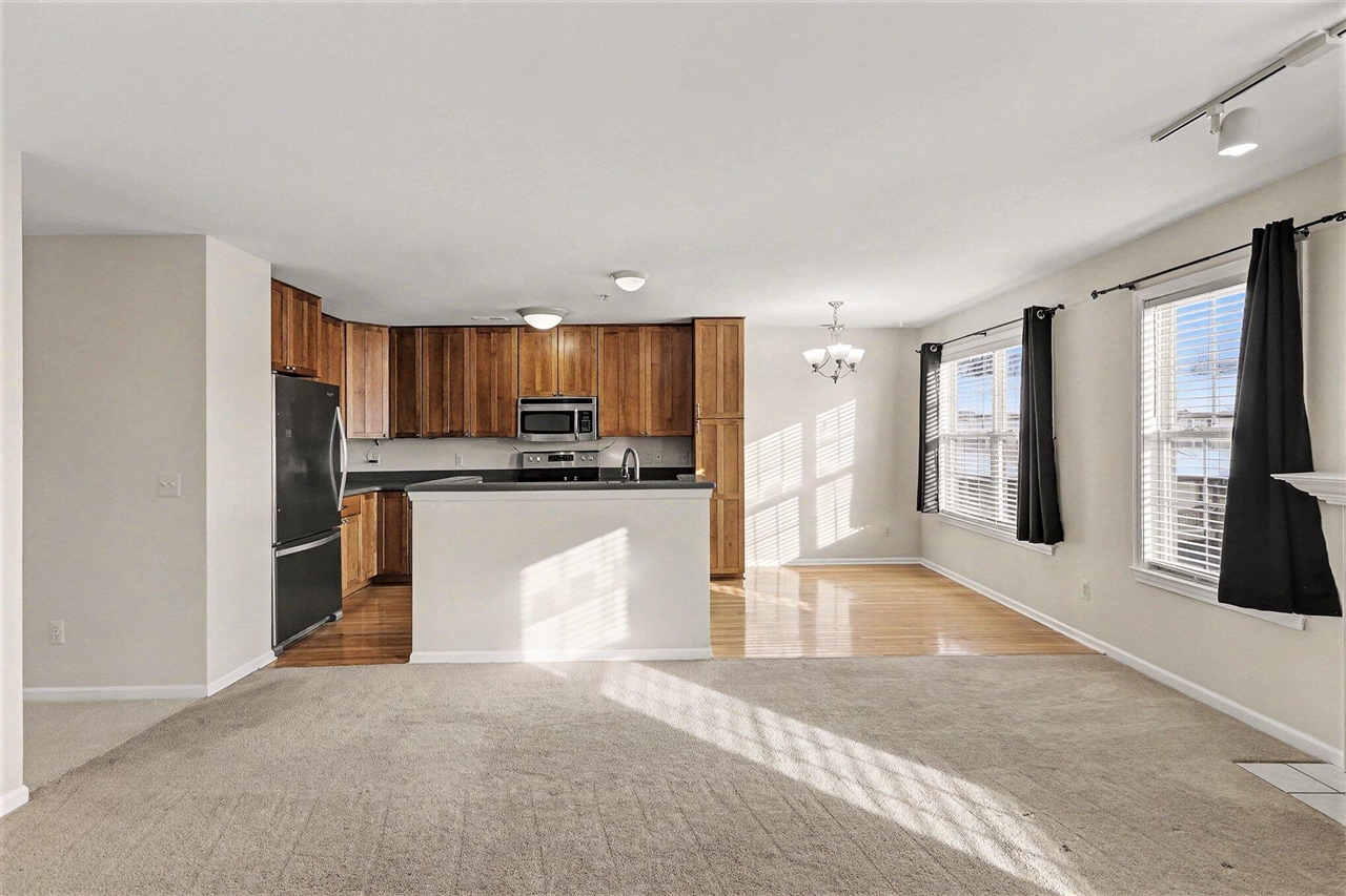 2856 Barclay Way, Ann Arbor, MI, 48105-9462