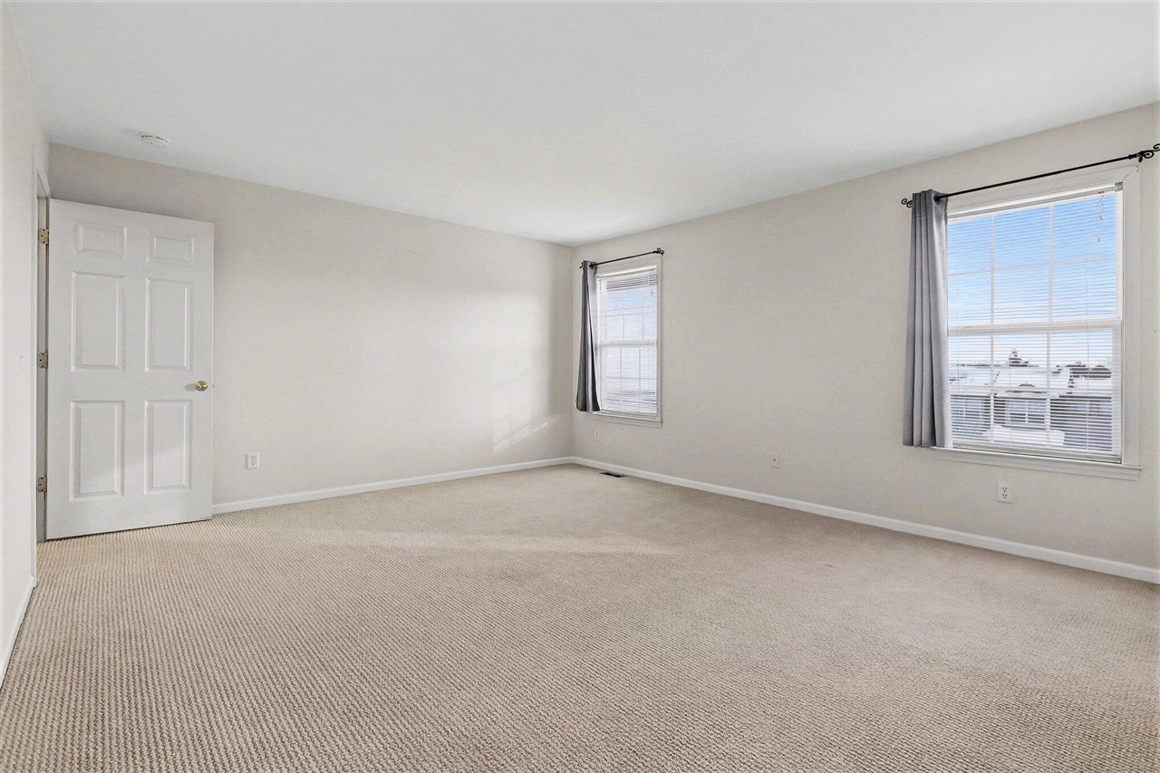 2856 Barclay Way, Ann Arbor, MI, 48105-9462