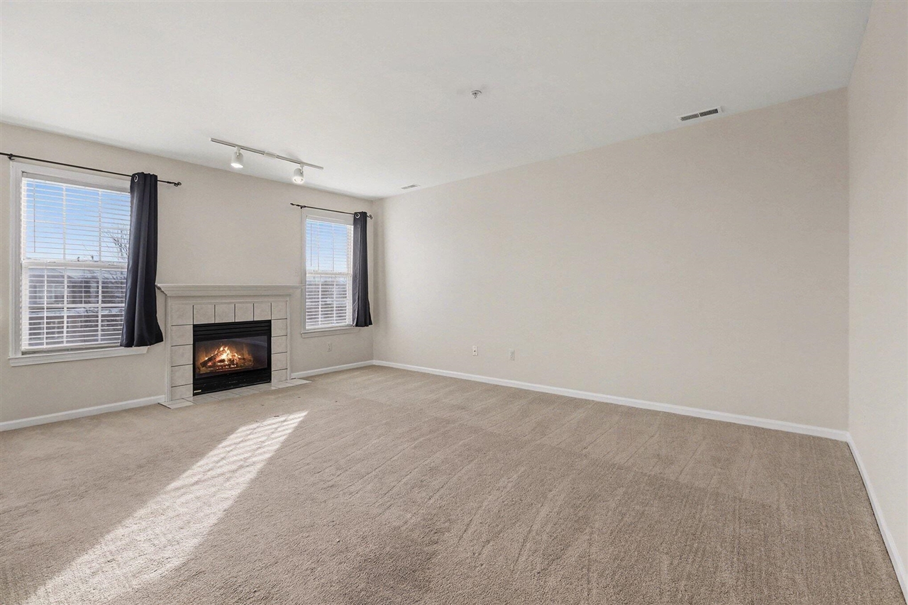 2856 Barclay Way, Ann Arbor, MI, 48105-9462