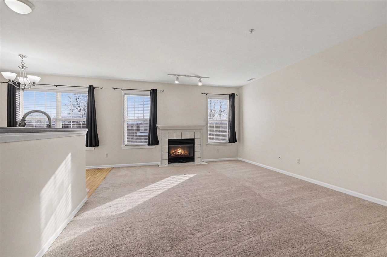 2856 Barclay Way, Ann Arbor, MI, 48105-9462