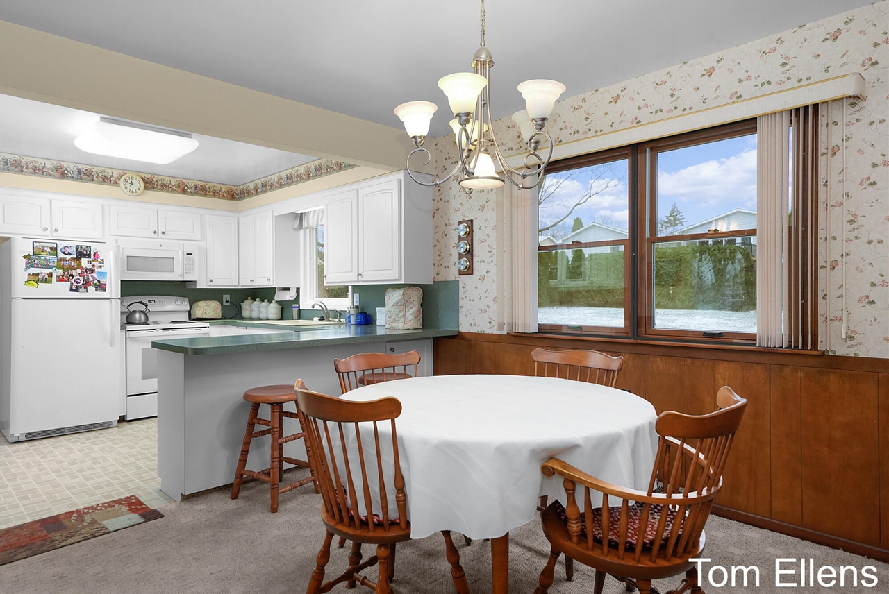 Jenison, MI, 49428-8174