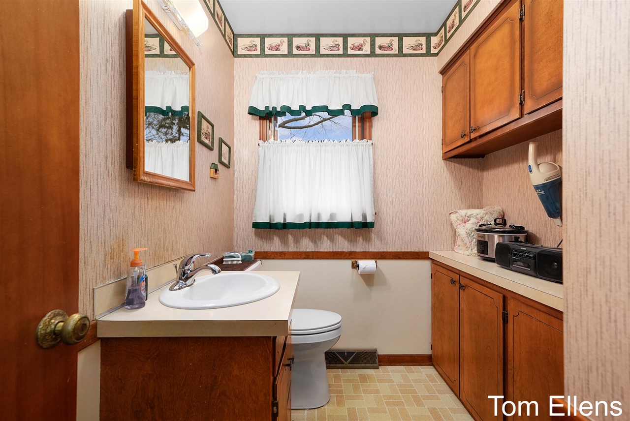 Jenison, MI, 49428-8174